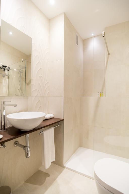 Cuatro Caminos Rooms Torrelavega Esterno foto