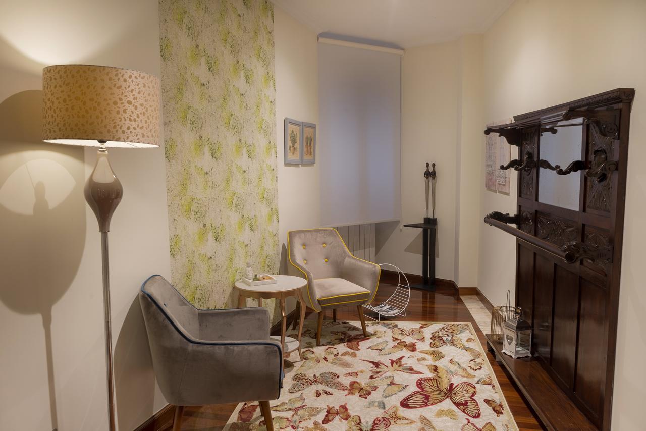 Cuatro Caminos Rooms Torrelavega Esterno foto
